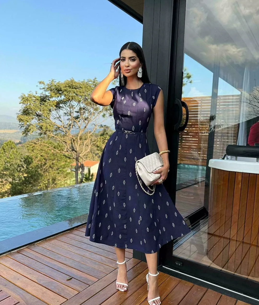 Vestido Bordado Penas