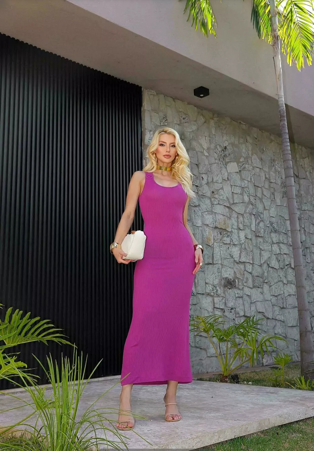 Vestido Canelado com Botões