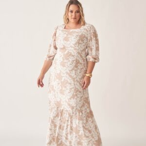 Vestido longo detalhes