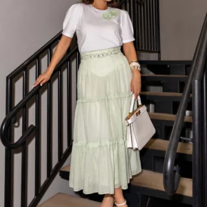 Conjunto T - Shirt e Saia