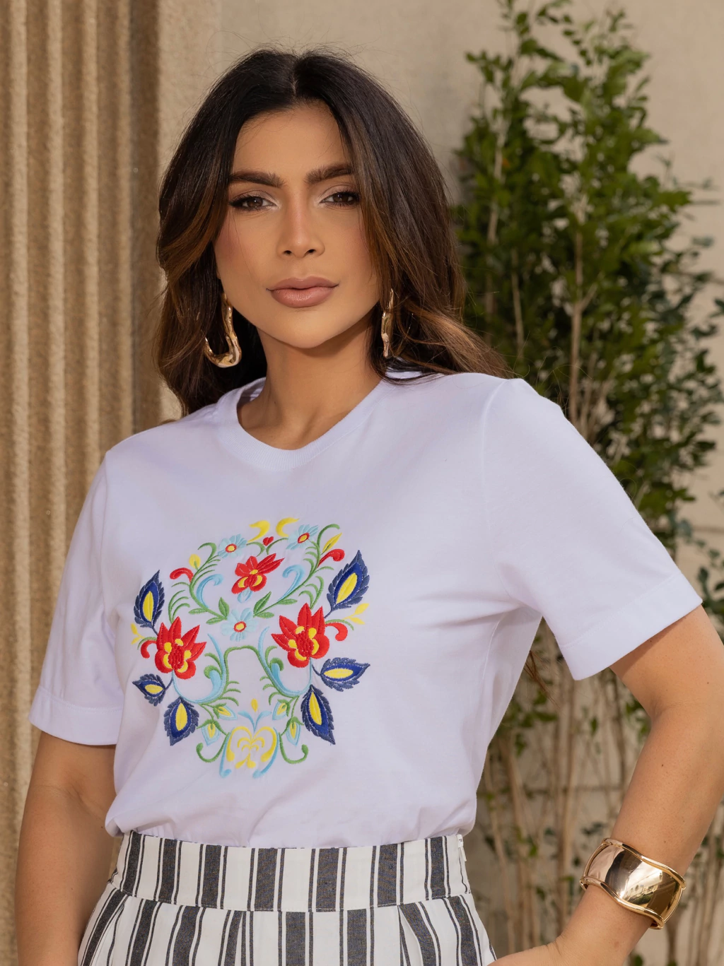 T-shirt Malha Bordado Mandala