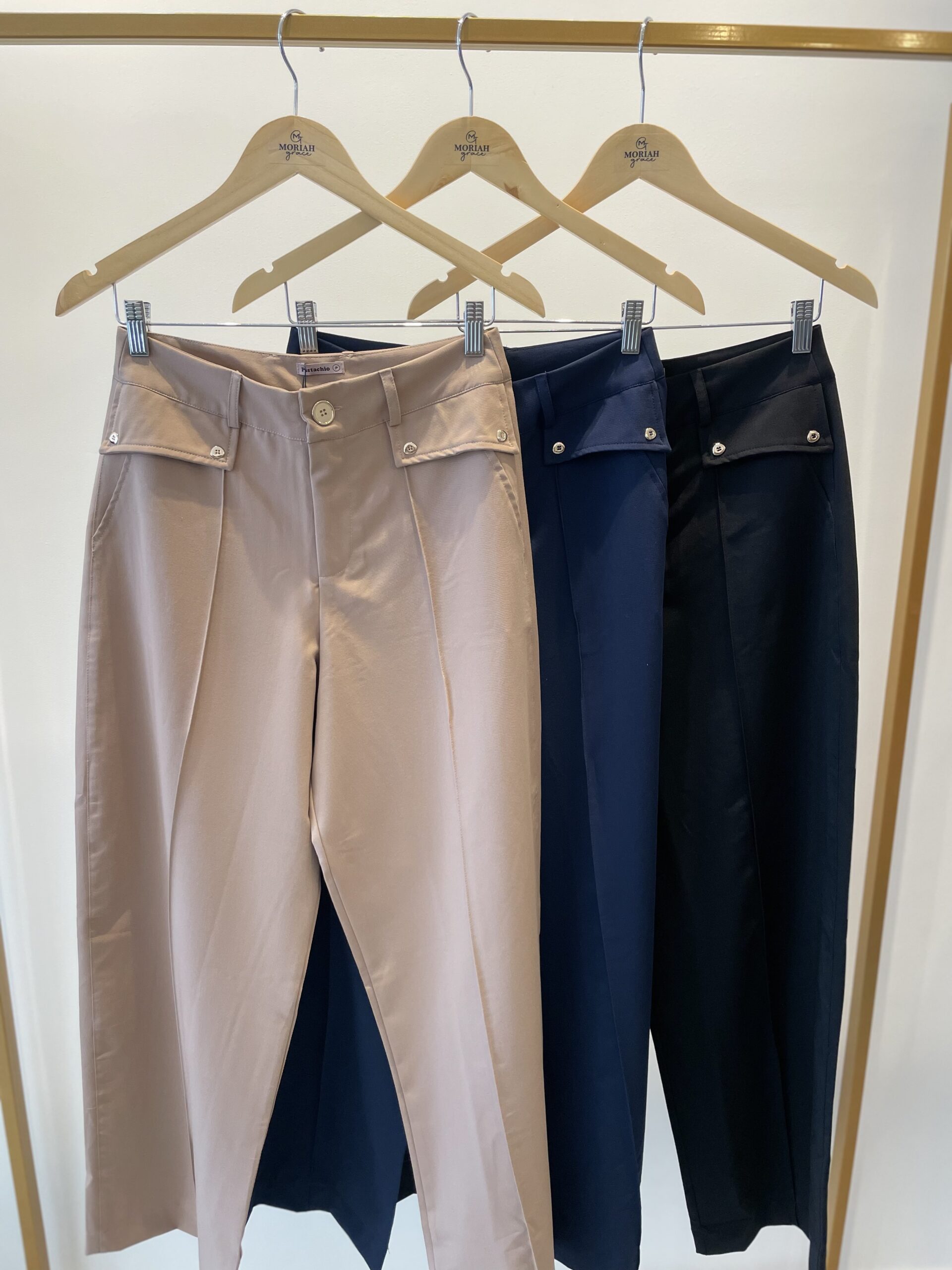 Calça Lapela Com Botôes